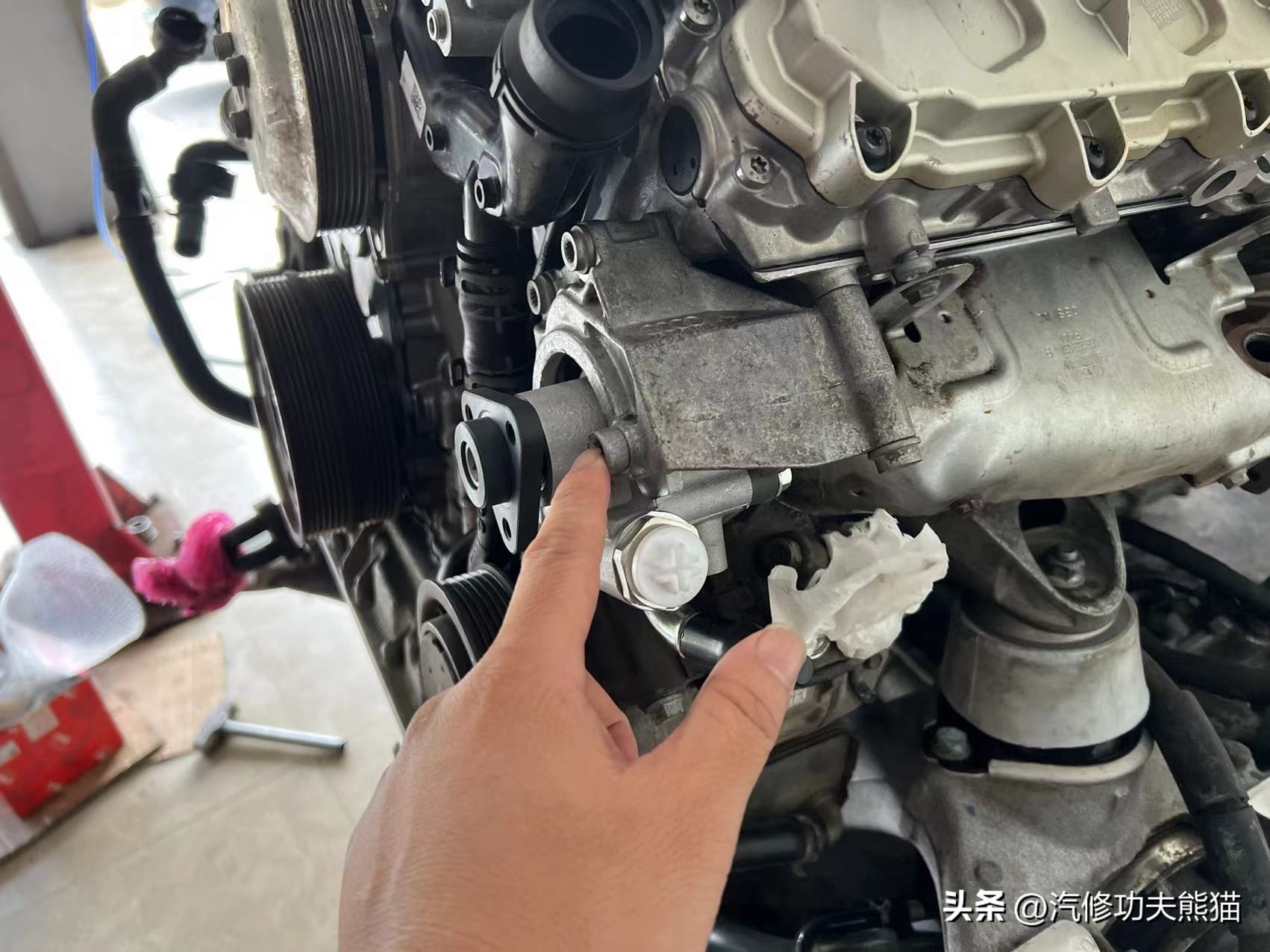 不坑穷人的好车视频,19款奥迪q73.0t烧机油大修全过程