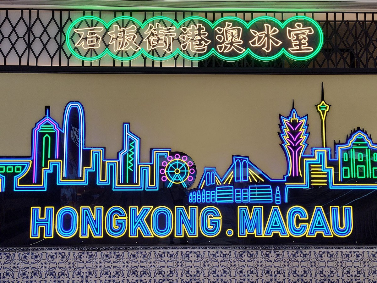 motorazr折叠屏第2代,motorazr2022折叠屏手机怎么样