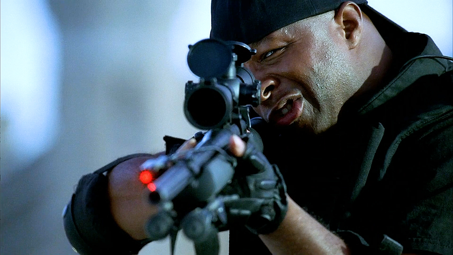 越狱7：监狱*乱暴**囚犯失控，迈克不惜暴露计划，从逃生通道救萨拉