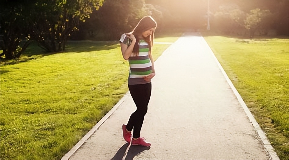 怀孕吐得厉害跟孩子智商有关吗,怀孕时吐得厉害