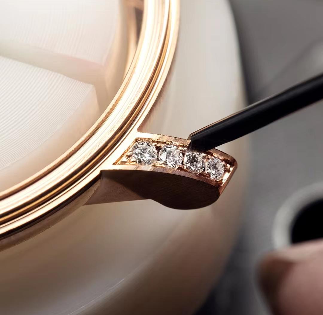 如何挑选一款适合自己的机械表,入门级女生机械表推荐