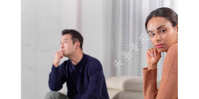 90后女孩哭诉：在大学和黑人处了3年对象，再无人愿意和我交往了