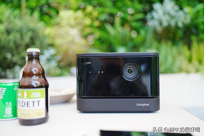 户外露营便携投影仪推荐,户外露营投影仪推荐