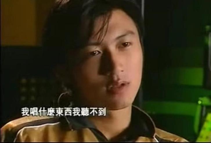 谢霆锋出道当歌手的时候,谢霆锋出道就做主角吗