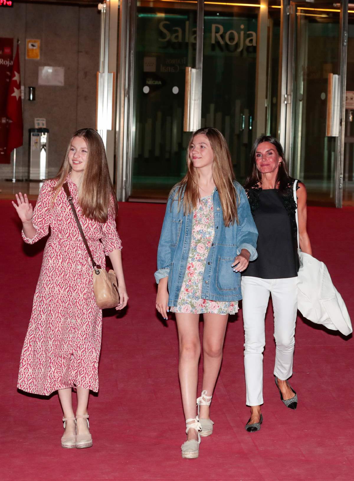 卢森堡王室5朵金花,欧洲王室最美公主年轻时颜值超高