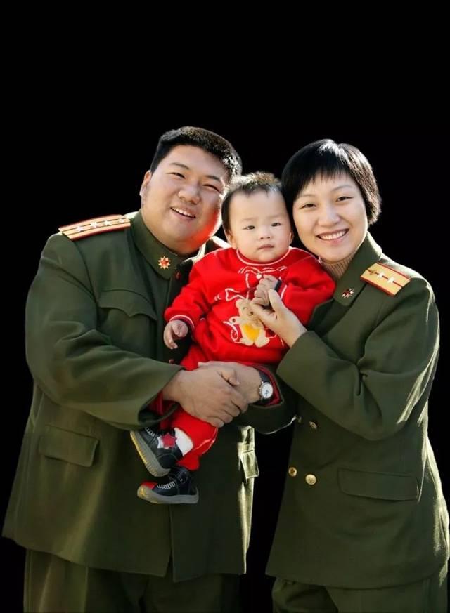 揭秘毛主席唯一的曾孙,书法造诣继承了太爷爷,高考650分进人大