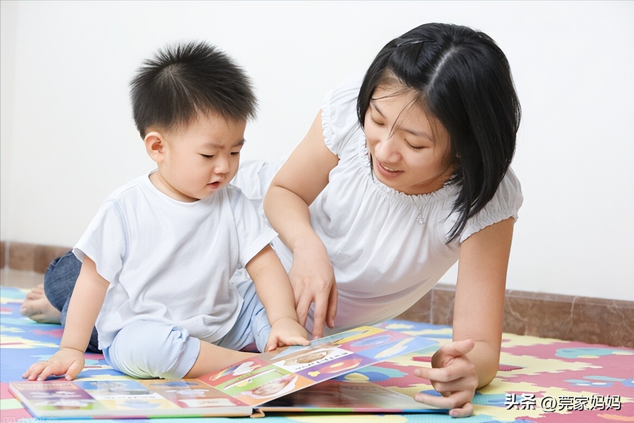 小孩儿突然说话磕巴什么原因,小孩说话为什么突然结巴了