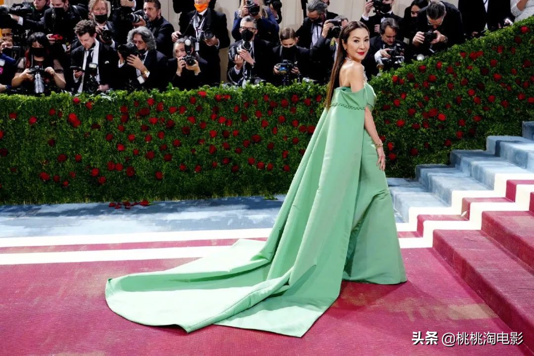 metgala群星红毯造型,2022metgala红毯完整版