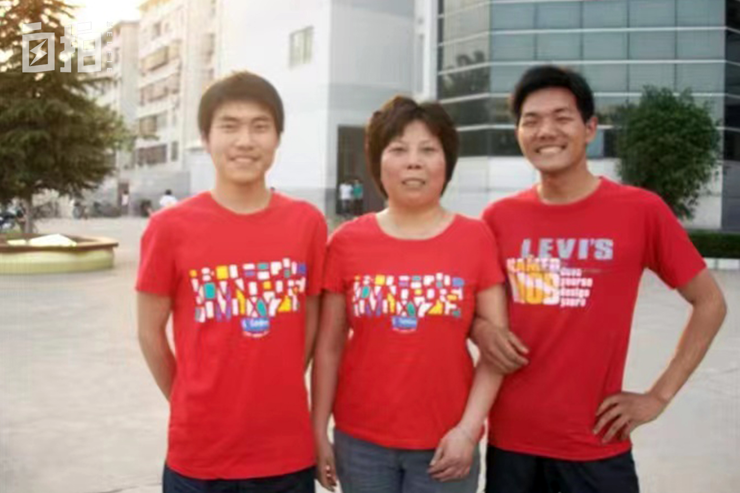 我，文科男，从大专考到名校硕士，毕业后送外卖，工资不及上一辈