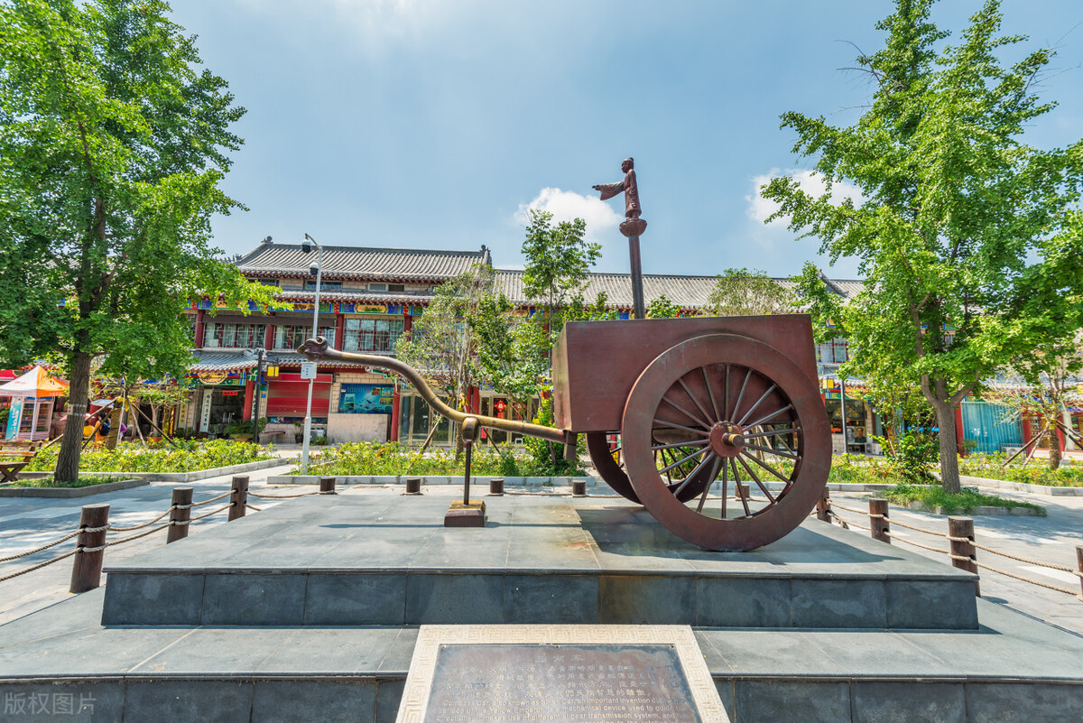 成语“不分轩轾”，“轩”和“轾”分别是什么东西？