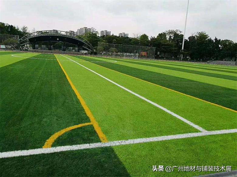人造草坪铺装详细步骤,免填充人造草坪使用寿命