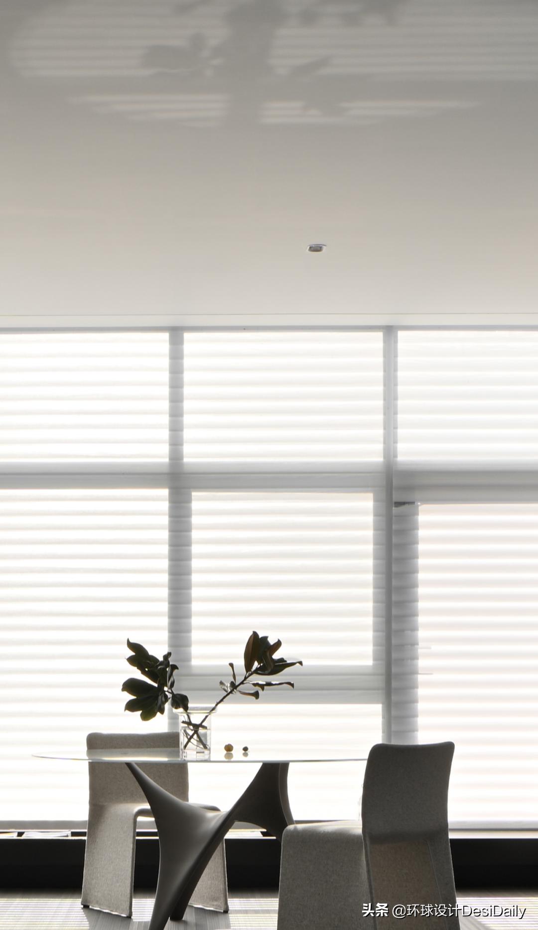 鍙ゆ湪瀛愭湀,鍙ゆ湪瀛愭湀浣滃搧