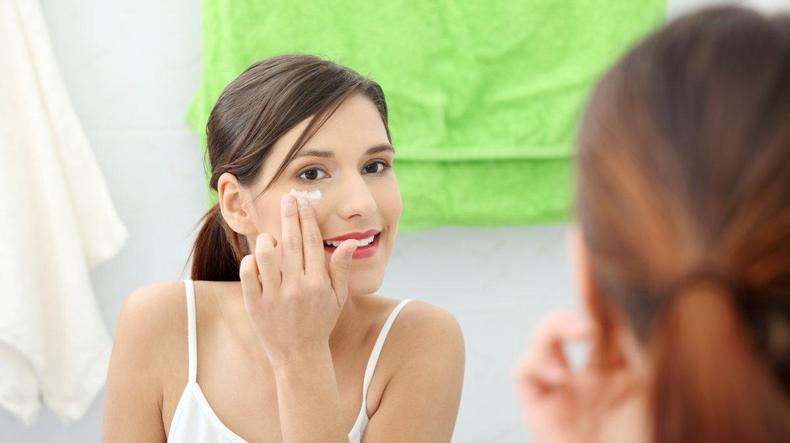 欧莱雅紫熨斗眼霜淡纹效果,欧莱雅紫熨斗和玻色因眼霜区别