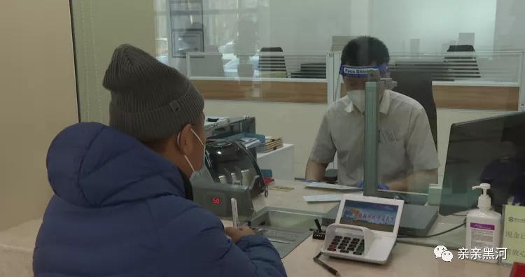 有序开放！开门纳客，理发、购物、去银行