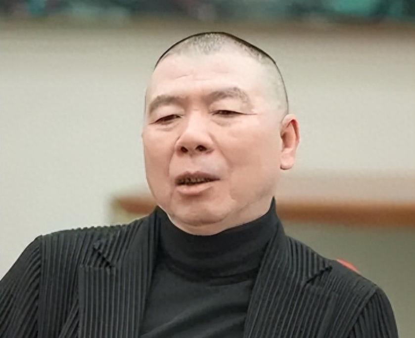 冯小刚的白癜风能治吗,冯小刚患白癜风视频