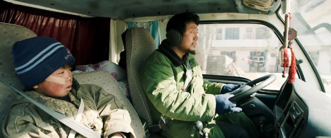 今年第一部黑马片:全员草根,无数明星热捧