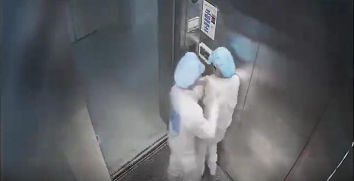 人被判死刑了缓期两年执行啥意思,判处死刑缓期二年执行会死吗