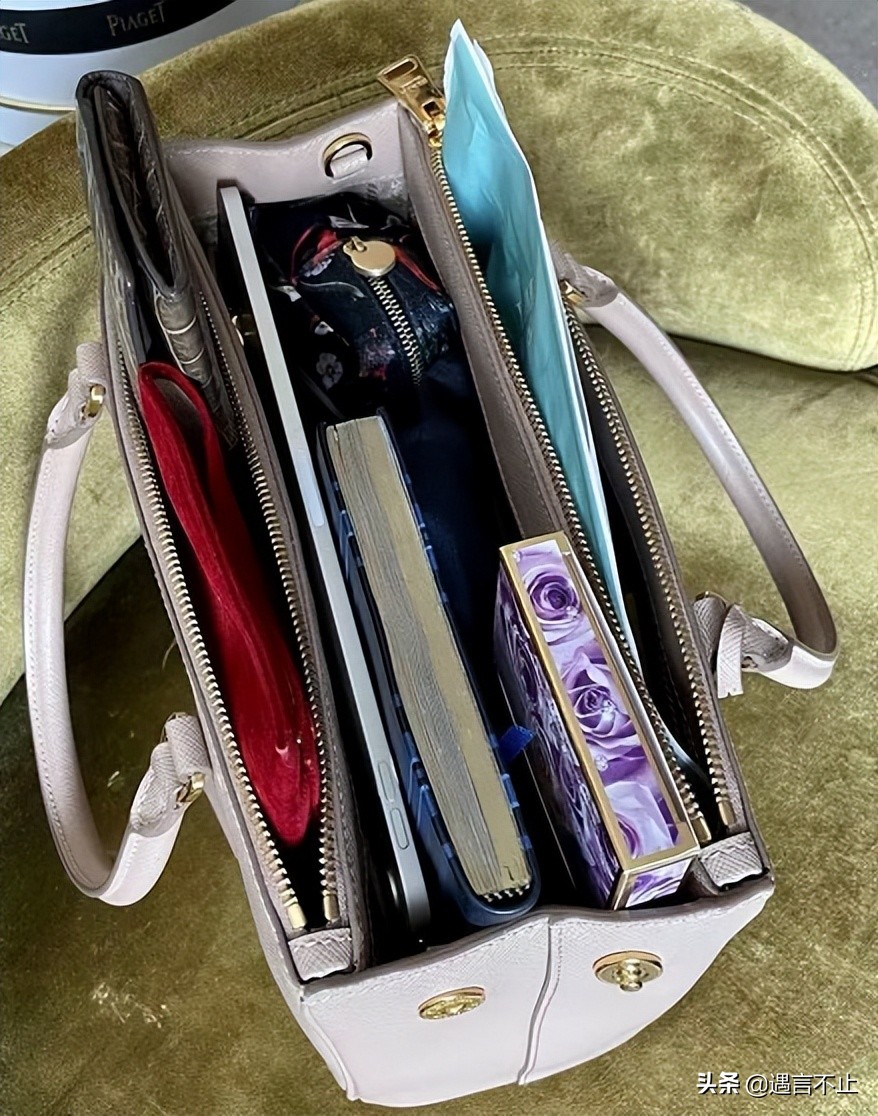 因拜物引前夫嫌弃，矢志不渝“买买买”的她，杀出了一条玫瑰路