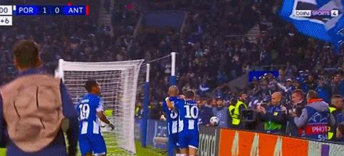 佩佩40米进球,41岁佩佩踢满全场