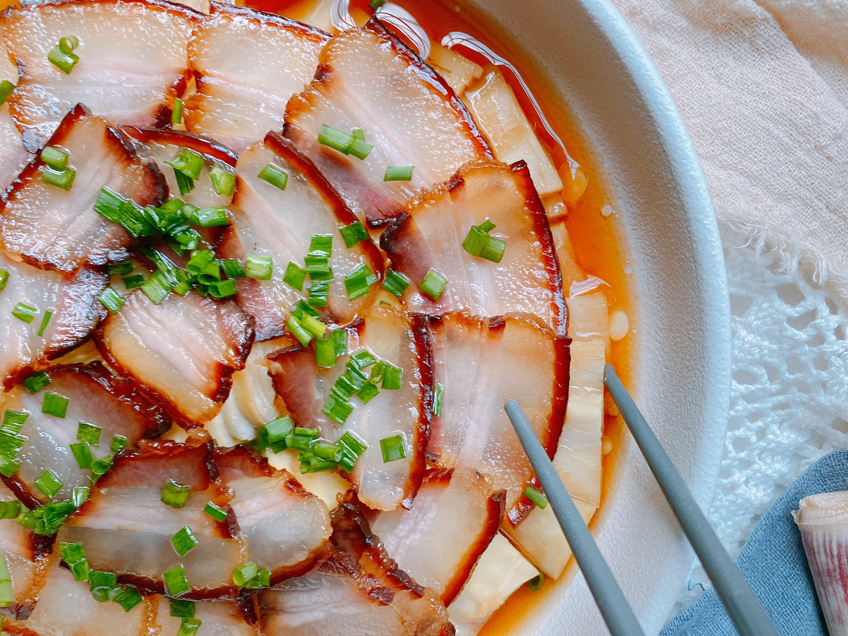 冬笋可以不炒水和咸肉一起蒸吗,最正宗的竹笋炒咸肉