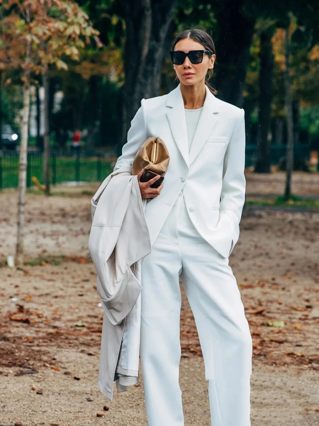 男士西装搭什么裤子才时髦,西装可以搭配的裤子宽松款式