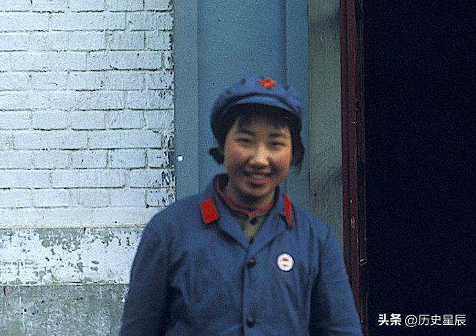 【晚清*楼青**旧影】*楼青**女媚态百出，丰乳肥臀，风情难挡！