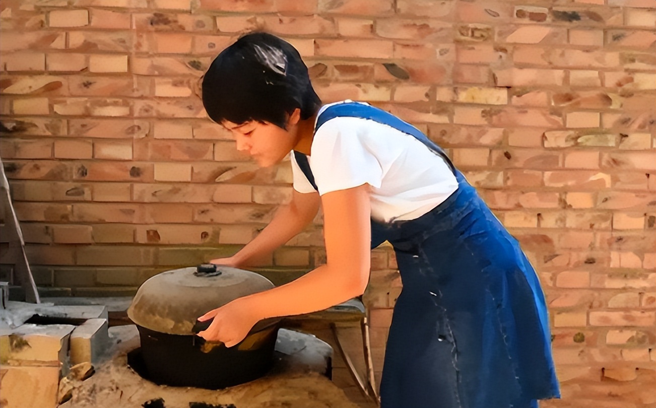 河北女孩高考707分惊动教育厅,河北女孩707分考上北大