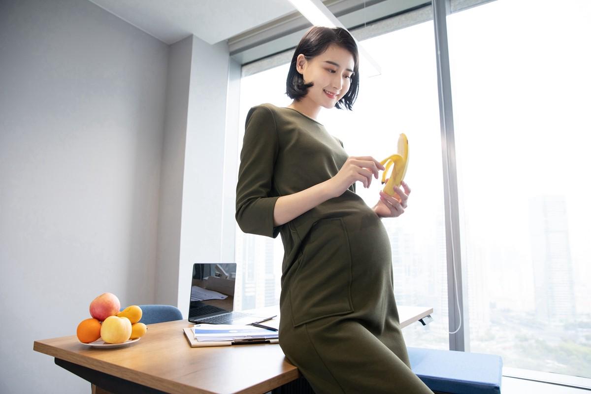 孕妇怀孕这几种水果在贵也要吃,孕妇可以吃的对胎儿最好的水果