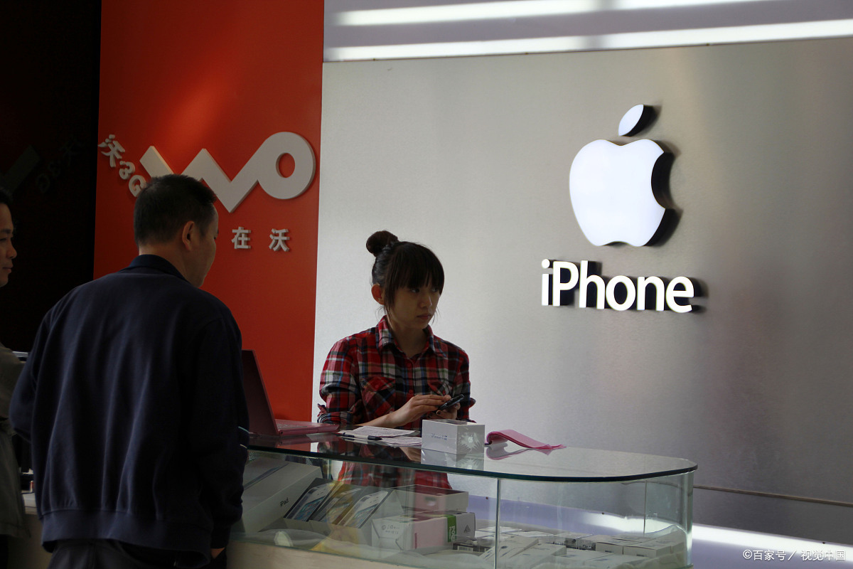 苹果xsmax屏幕跳屏咋回事,苹果手机自动跳屏是什么原因