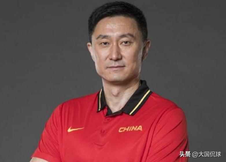 中国男篮迎战伊朗队，杜锋运气爆棚首发变阵，晋级世界杯稳了