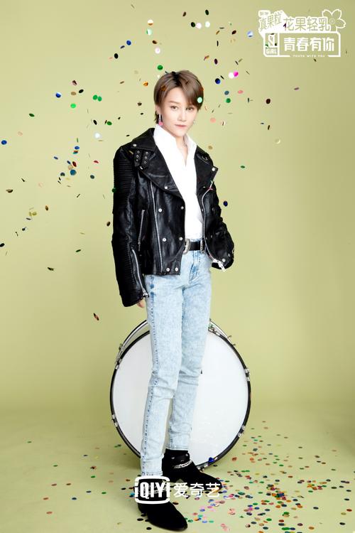 刘雨昕同款短发图片,刘雨欣短发造型图片