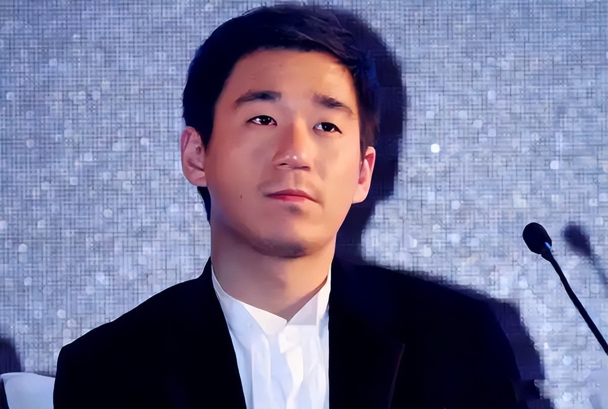 童瑶被张默打后如何翻身,童瑶为什么被张默暴打后续