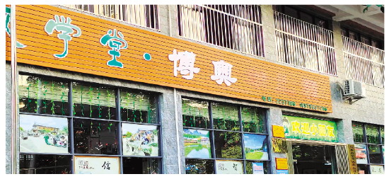 在幼儿园家长陪同下孩子受伤了,孩子接二连三幼儿园受伤