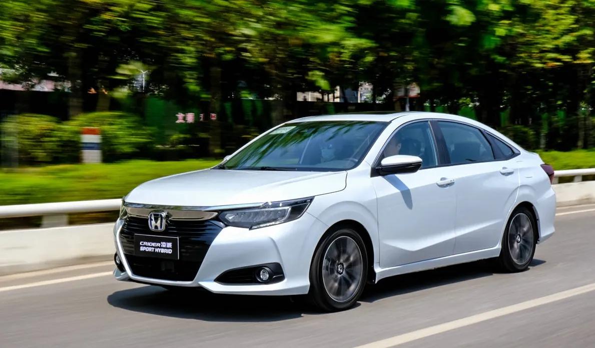 免充电油电混合车推荐10万以下,油电混合轿车10-15万无需充电