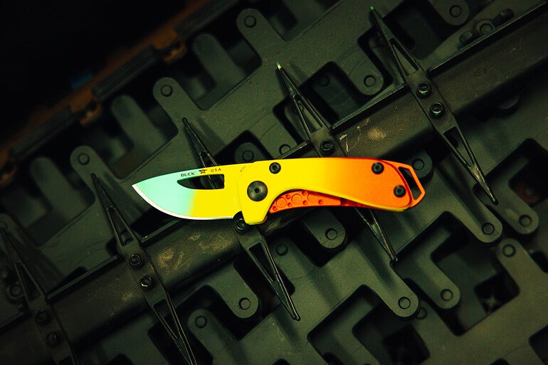 刀圈新闻：巴克的新刀——花里胡哨的“虎皮鹦鹉”小折