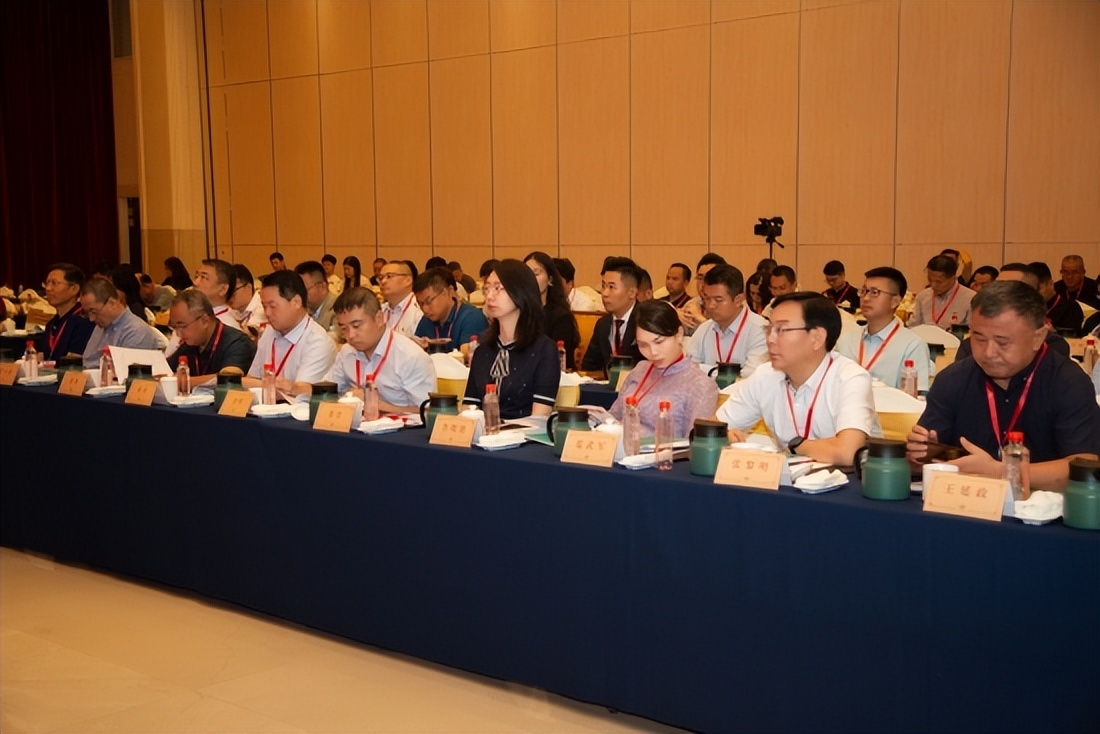 热烈祝贺！微赢集团董事长刘兴隆连任安徽省陕西商会会长！