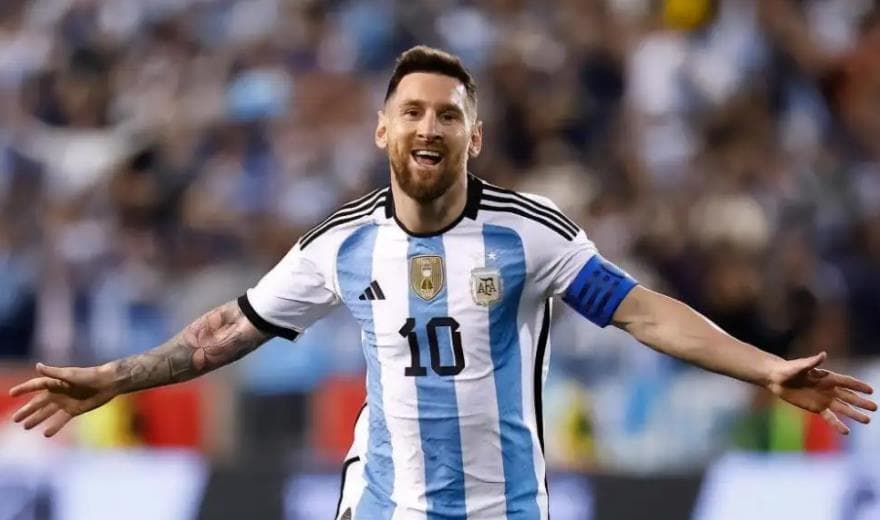 梅西获十佳运动员吗,梅西获得全球运动员最高奖