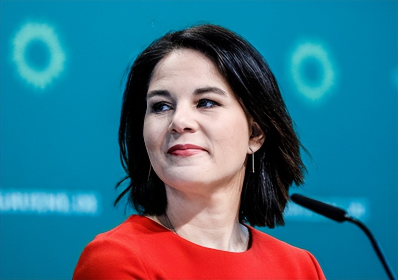 乌俄最新战况德国,俄乌最新局势顿巴斯之战