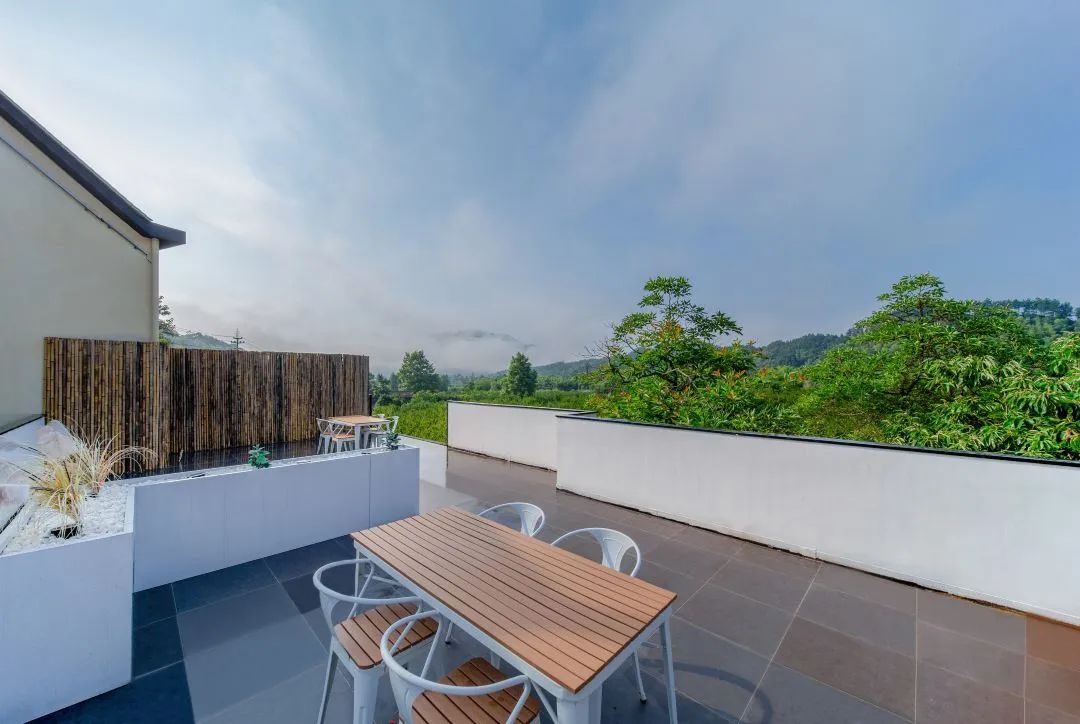 言火火春夏秋冬民宿价格,言火火春夏秋冬民宿