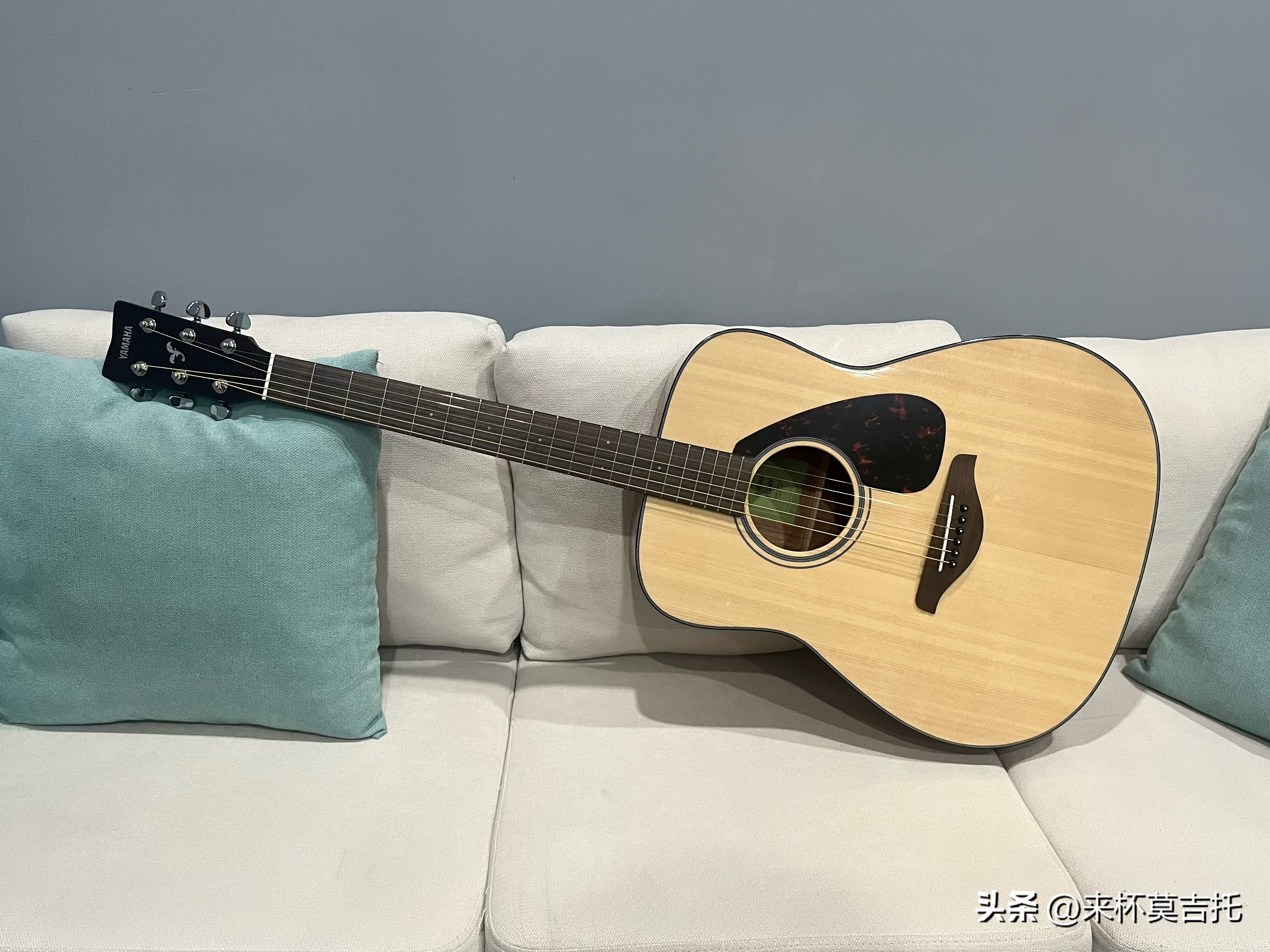 雅马哈40寸新手入门吉他推荐,新手吉他推荐卡马还是雅马哈