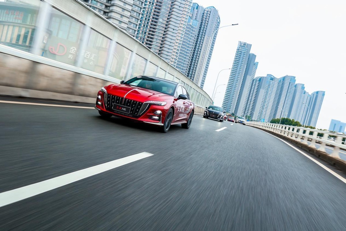 普通人买得起的红旗车,都市年轻人买什么车好