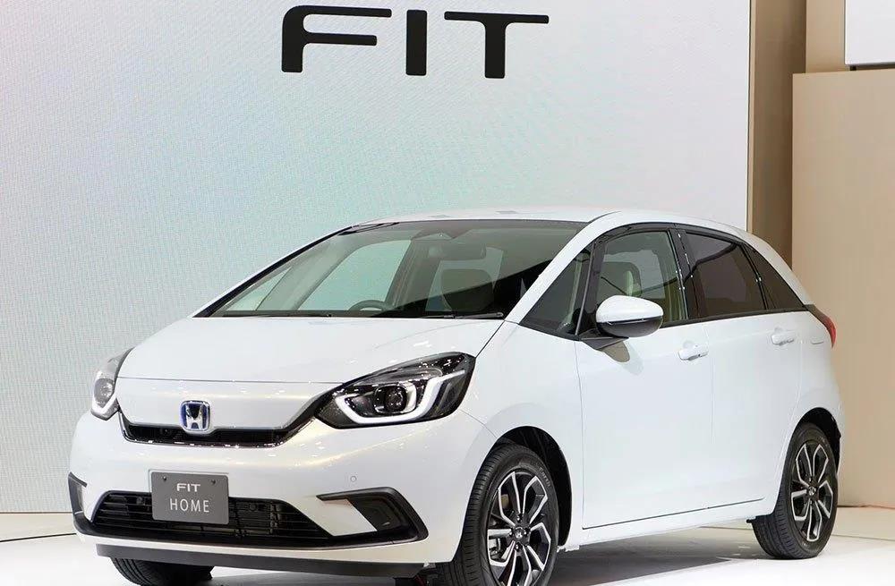 被吐槽销量好的车,2021年两厢车销量排名