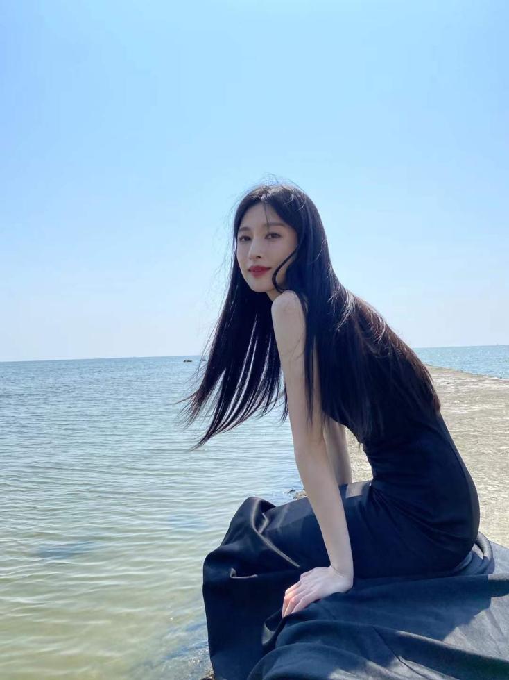 张俪“笨蛋美人”反差萌圈粉,张俪笨蛋名场面