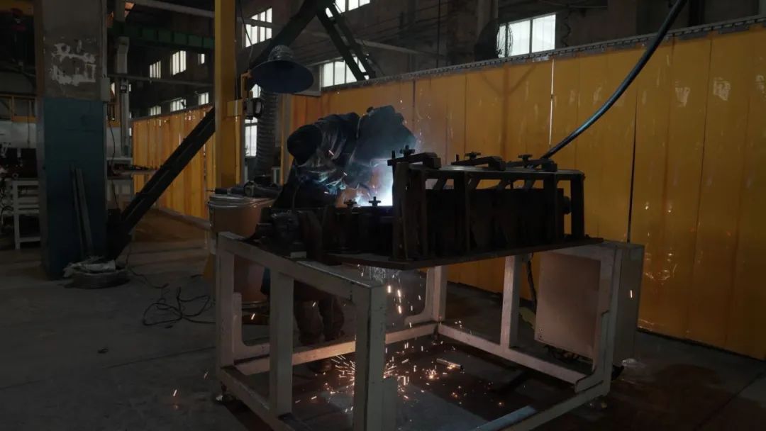 “男同事能做好的工作,我也一样能做好!”—凯傲宝骊焊工沈建桥