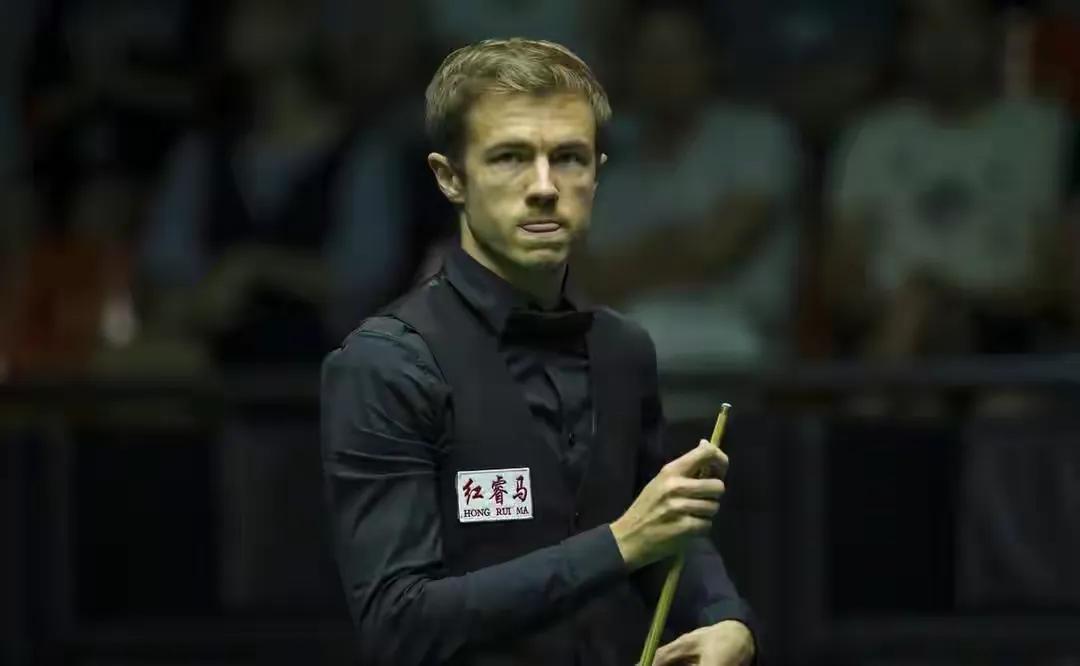 丁俊晖现在的最新比赛情况,丁俊晖0-5袁思俊赛后采访