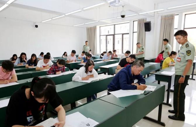 2022*队军**文职招考需求专业统计，会计学位列第5，软件工程位列第9