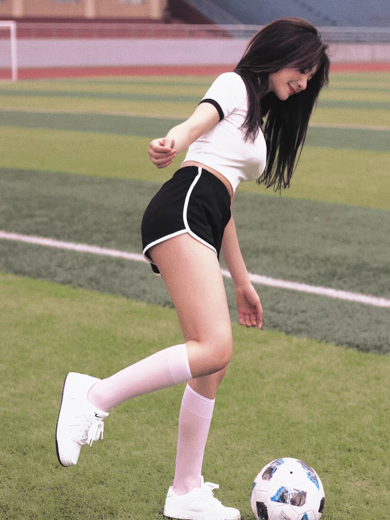 采访女球迷c罗,采访女球迷c罗梅西