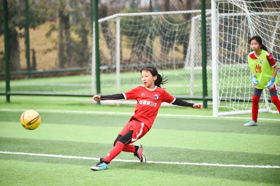 菱小高年级女足|乘风破浪、永不言弃