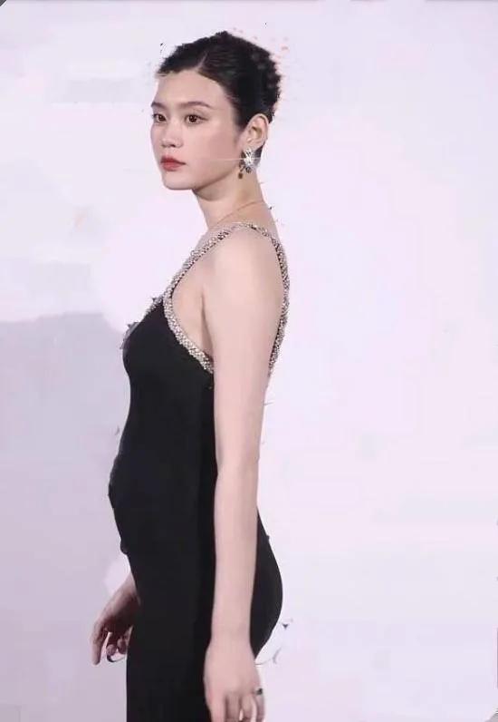 奚梦瑶婚后首亮相,奚梦瑶是不是未婚先孕