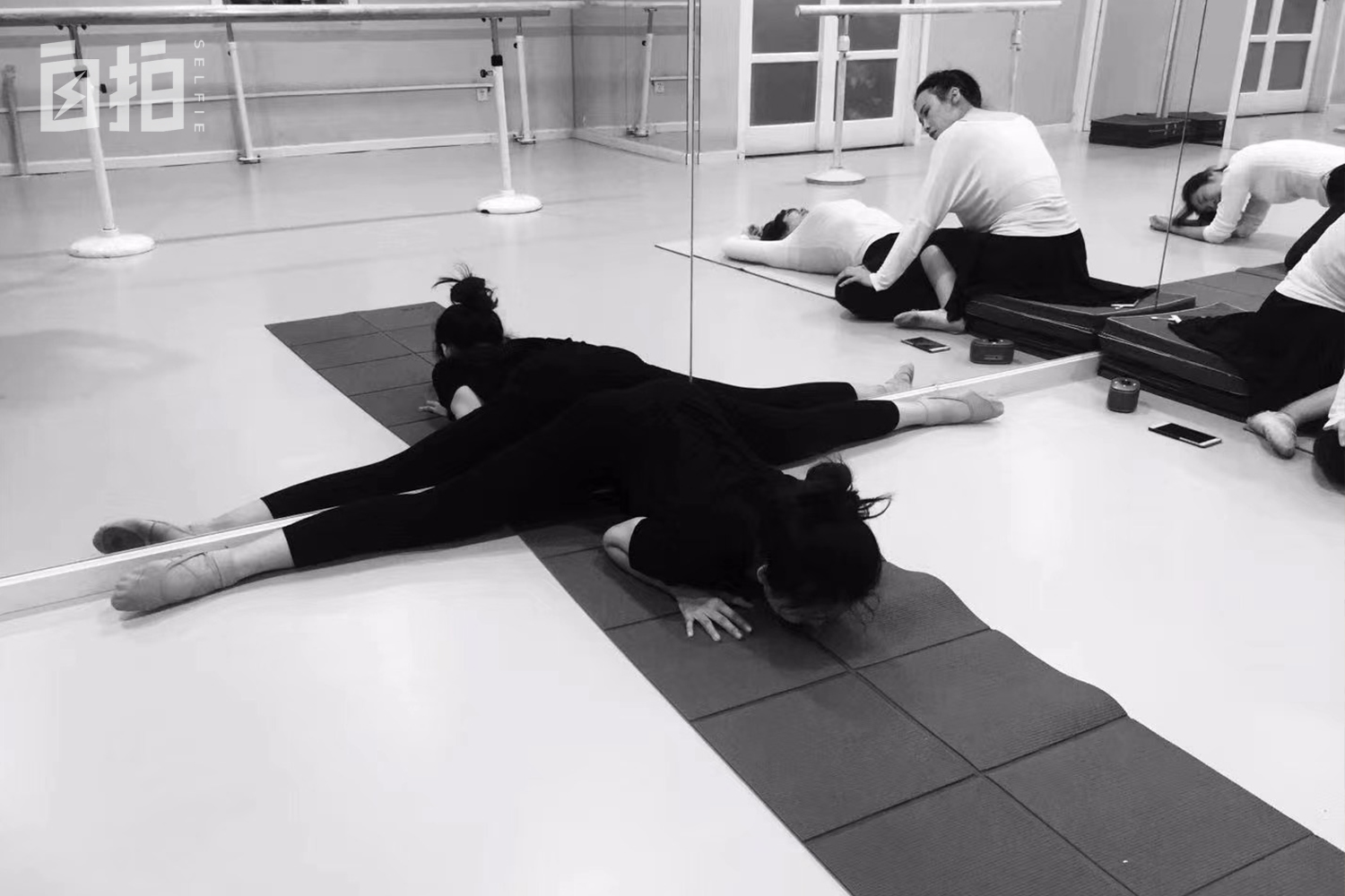 我，美国名校毕业，辞去白领工作，靠当群演养活自己